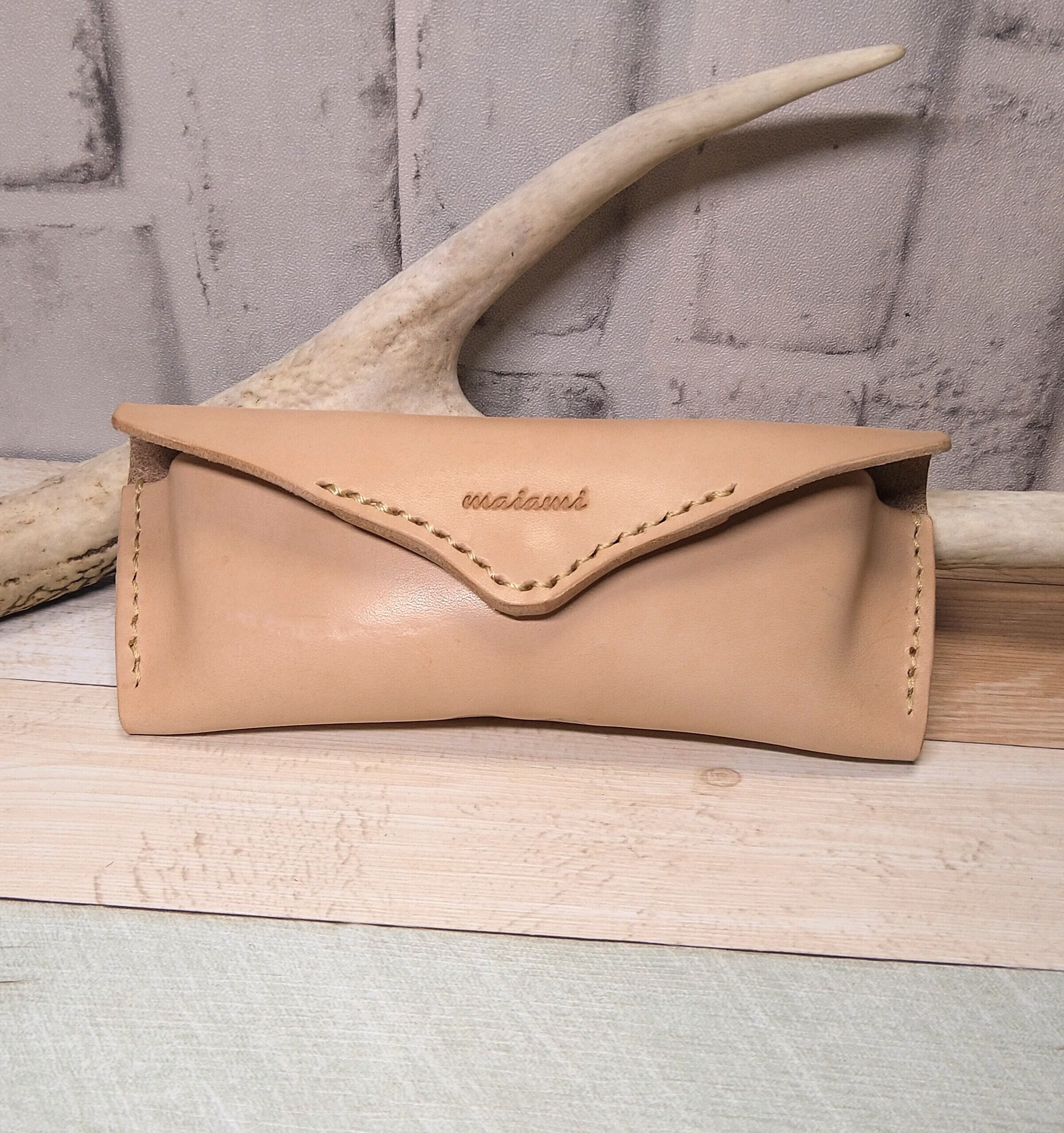 サドルレザーの眼鏡ケース