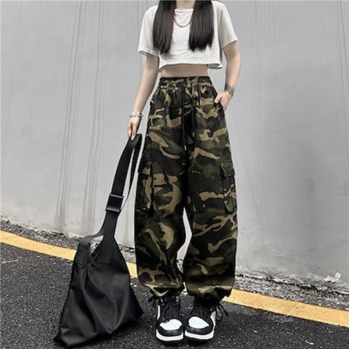 【3日以内出荷】かっこいい！スラックスパンツワイドパンツシルエットで魅せる 超 ワイド 迷彩 カーゴパンツ ダボかわ ストリート メンズライク ワイルド カジュアル 裾ドローコード バギーパンツ 古着