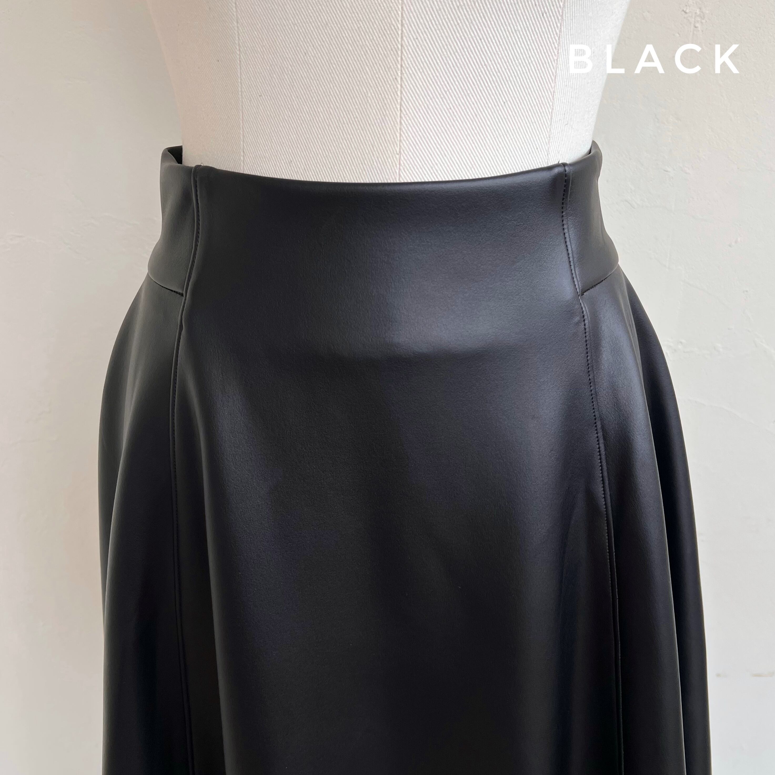 残り僅か！SYSORUS × akko3839 アクアスーティングレザーフレアロング  