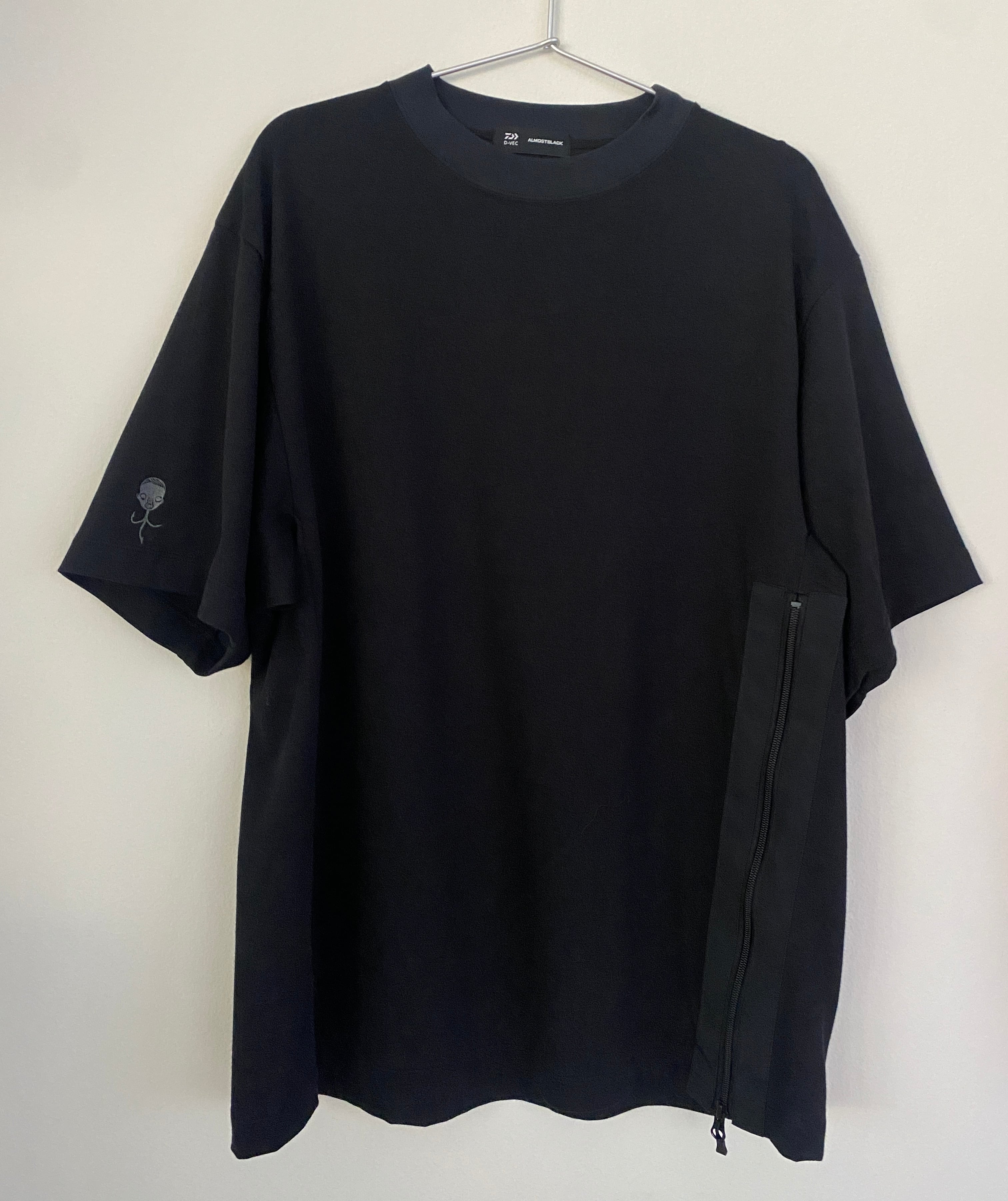Izumi Kato xALMOSTBLACKx D-VEC | PERROTIN STORE TOKYO