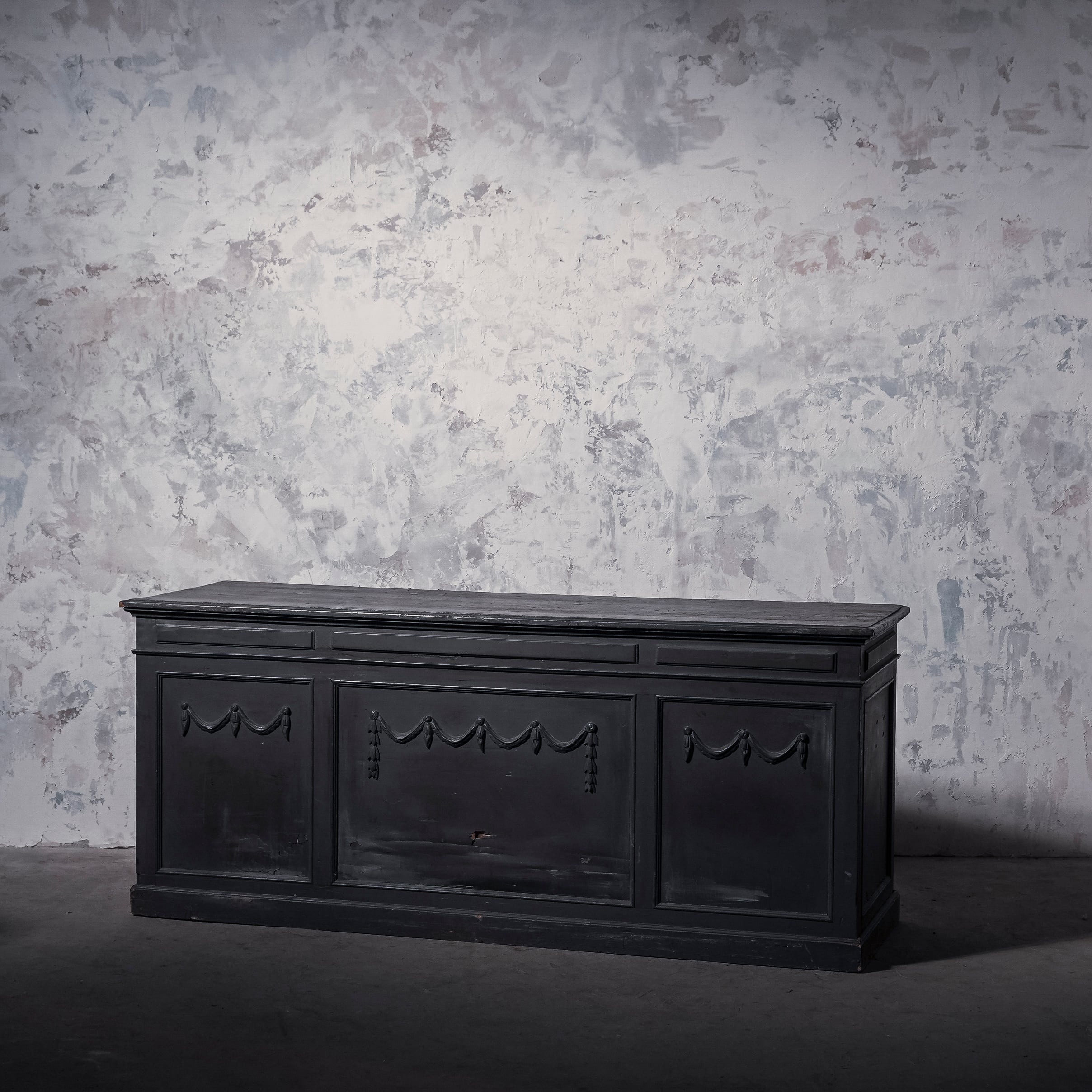 カウンター/空間装飾/花台/パイン材/ディスプレイ/アンティーク/店舗什器/ブラック/ドライフラワー