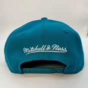 Michell＆Ness/ミッチェル＆ネス　NBA　 シャーロット・ホーネッツ　ブルー　海外入荷　