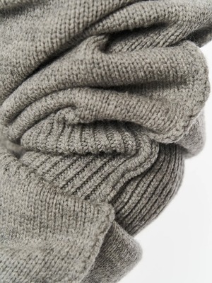 【25AW】POOLDE プールデ / Caterpillar Sleeve Sweater / Vネックセーター