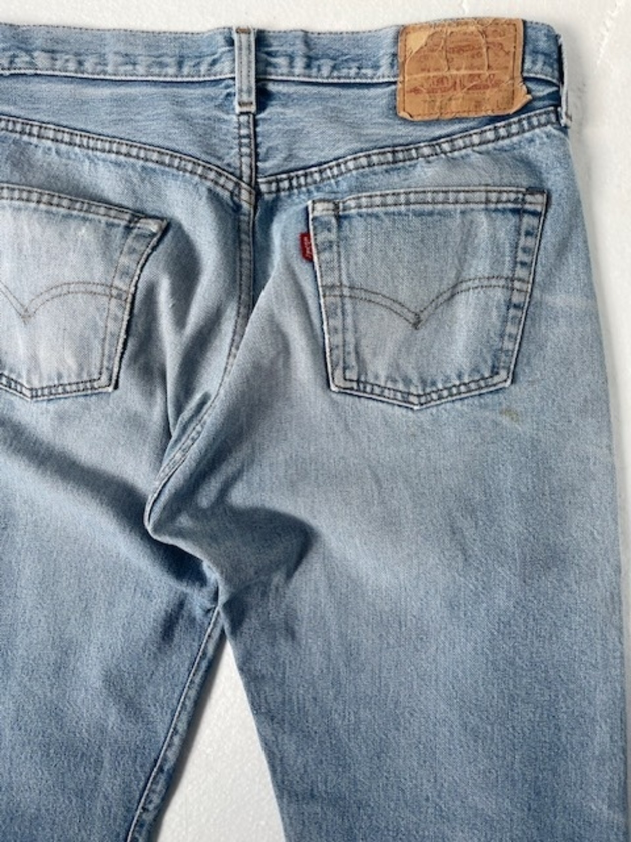 M-102 リーバイス Levis501古着 1982年赤耳 米国製刻558　W 84cm  股下 73cm　