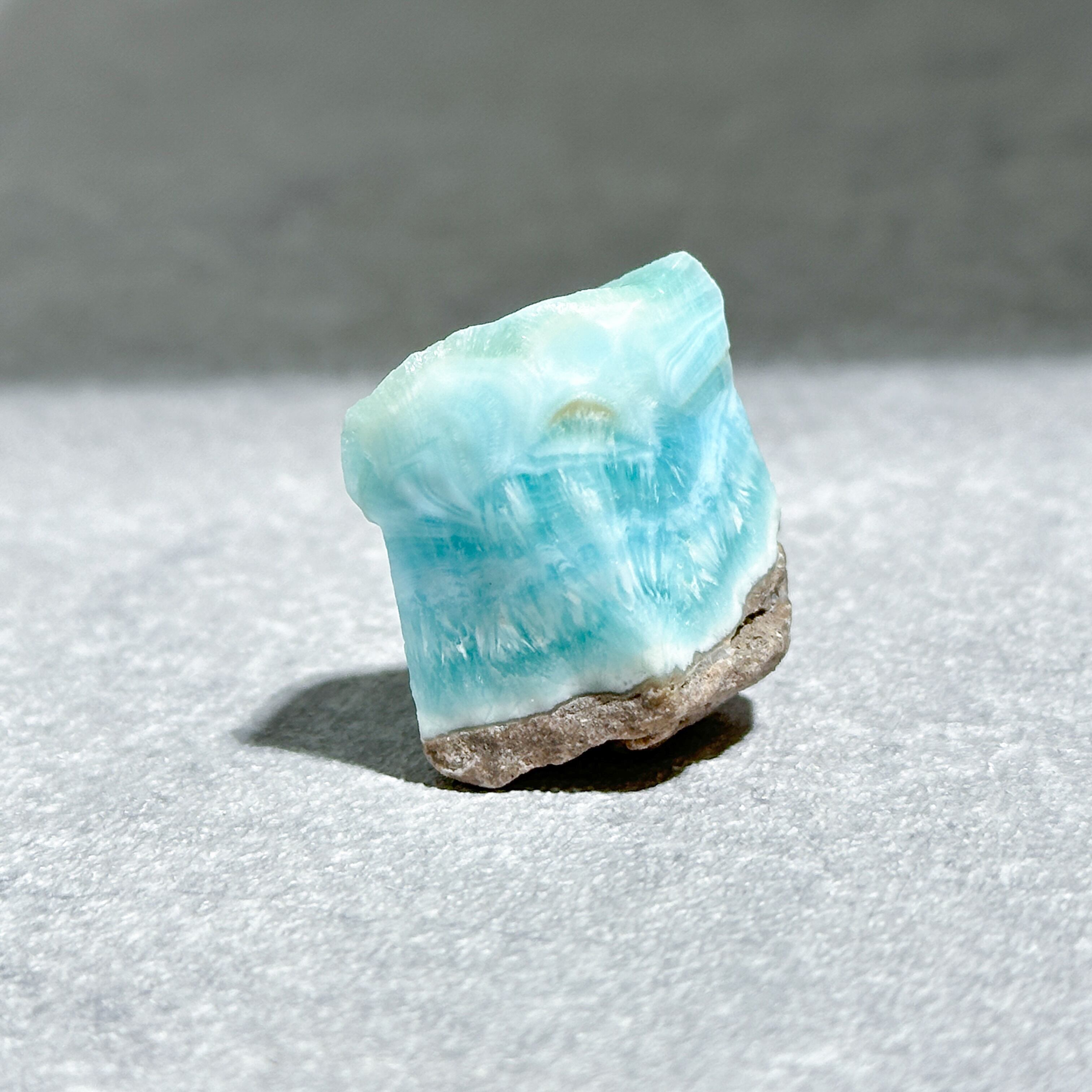 自立します◎ブルーアラゴナイト 原石31◇Blue Aragonite◇天然石
