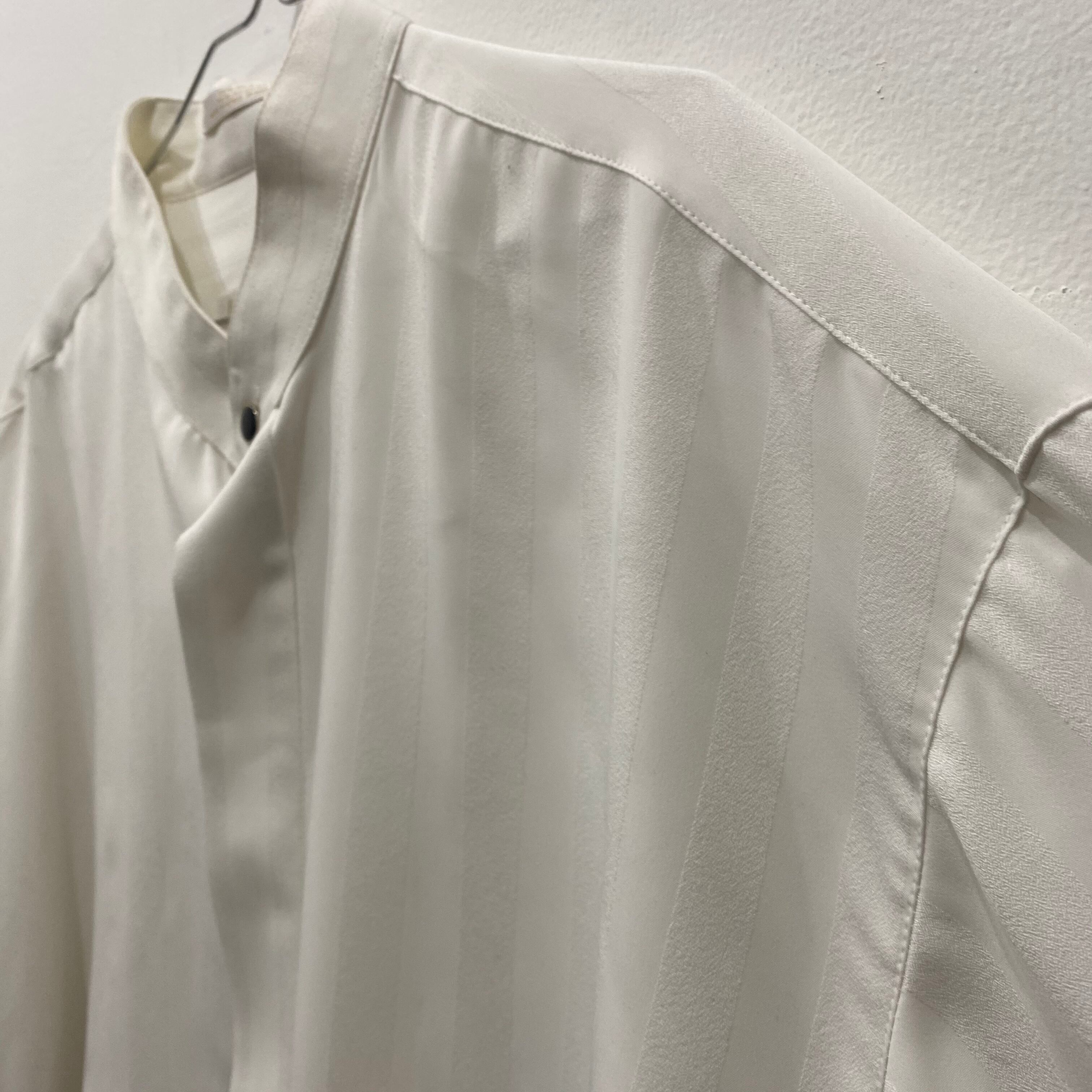 STAND COLLAR WHITE SHIRTS