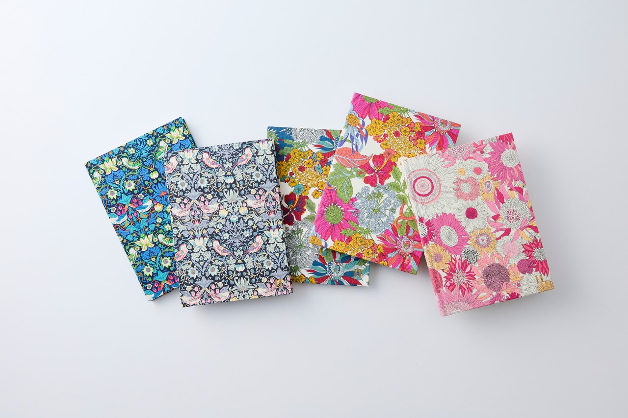 テキスタイルノート LIBERTY（リバティ）flower×Yellow（花×黄色）＊リバティファブリック Angelica Garla アンジェリカ・ガーラ使用