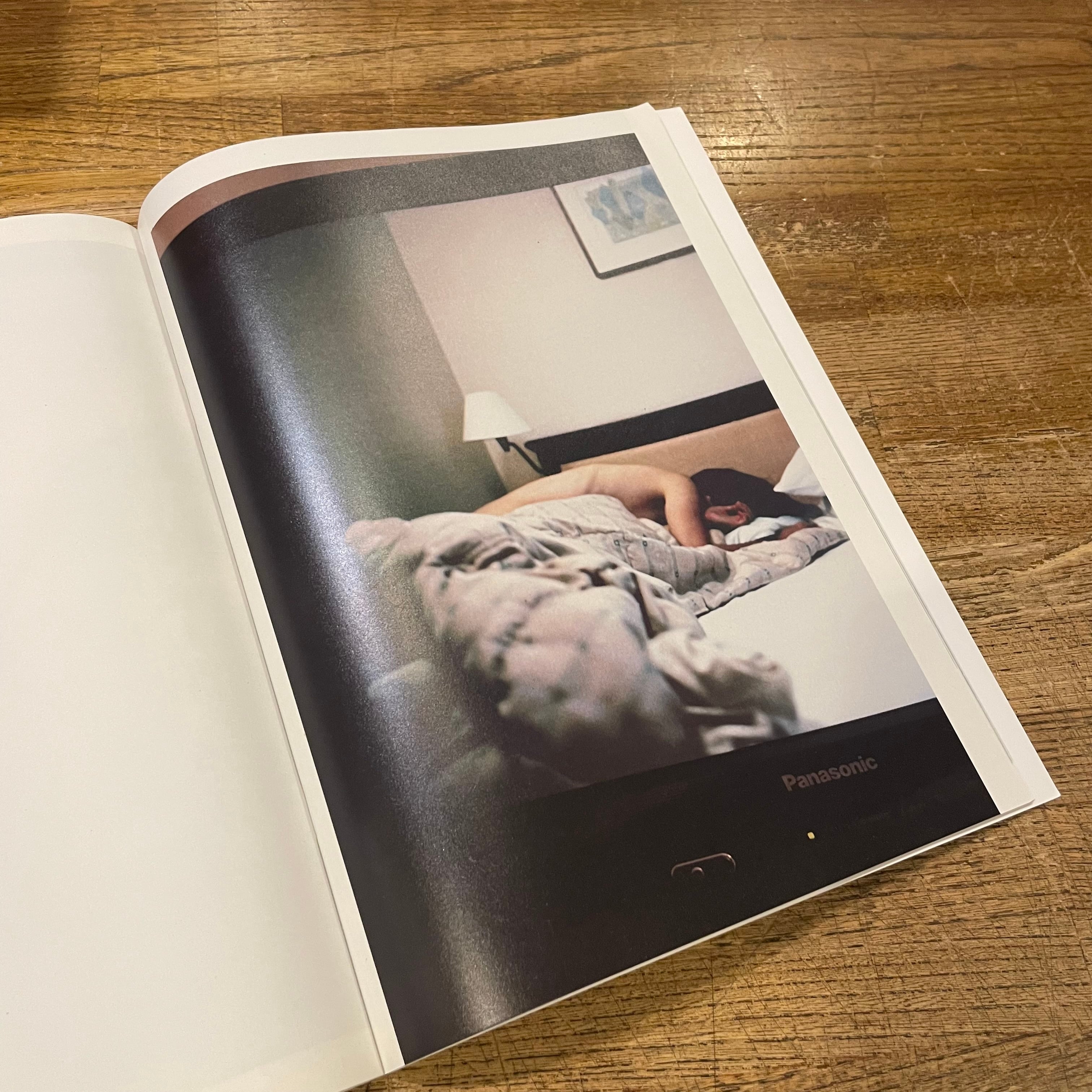 希少　コムデギャルソン　非売品アート冊子　SIX purple ④ 古書古本 Totodo：COMME des GARCONS: Six 各号（小指敦子 編 井上嗣也
