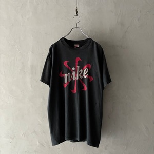 -NIKE- 90's Pinwheel logo T-shirt