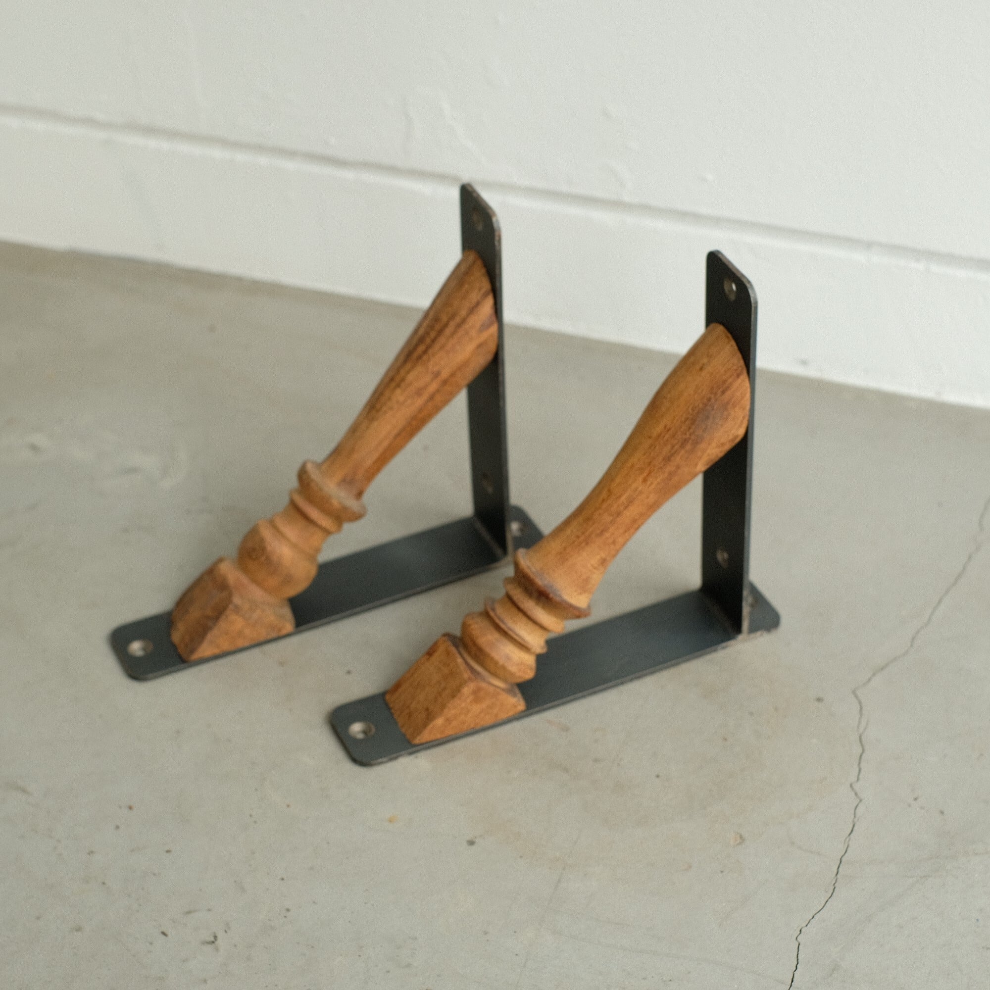 VONA wooden spindle BRACKETS(S) | WEST VILLAGE TOKYO