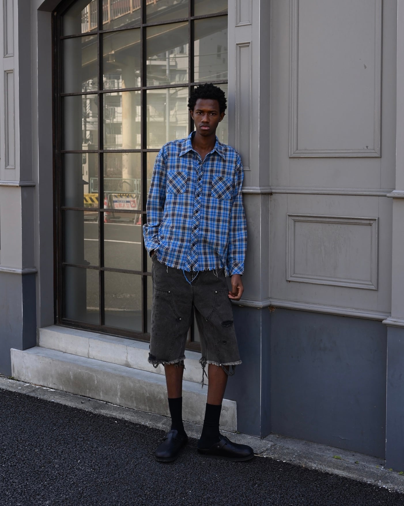 MH051 Damaged work shorts / BLACK DENIM | MIYAGIHIDETAKA