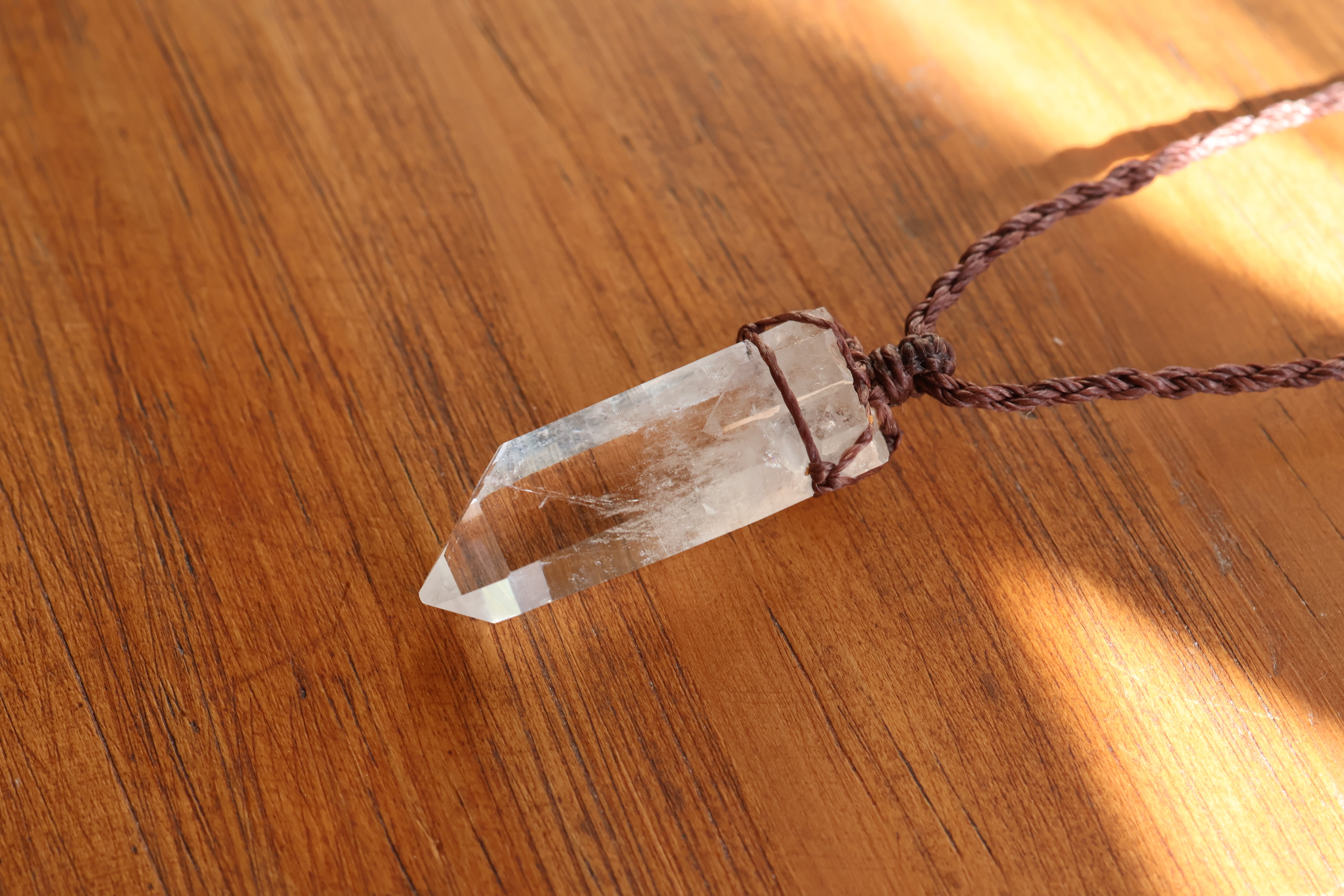 ヒマラヤ水晶ネックレス マカルー産 | 石垣島の夜光貝アクセサリーと