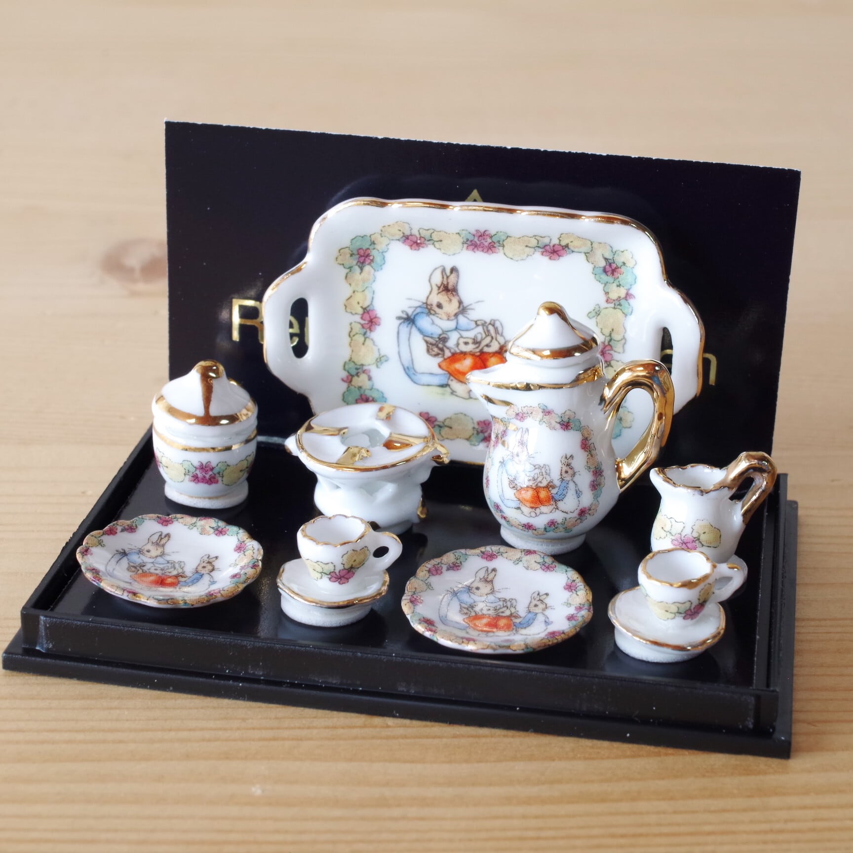 ロイター ピーターラビットの掛け時計 | 木のおもちゃ専門店 おもちゃ