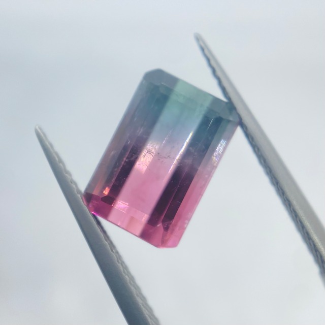 大人なキキララバイカラートルマリン