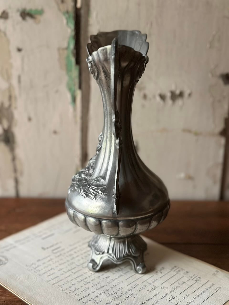 エタンのピシェ 花瓶 花のレリーフ フラワーベース | Brocante de La