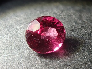 【新商品】ビルマ産レッドスピネル 0.182ct