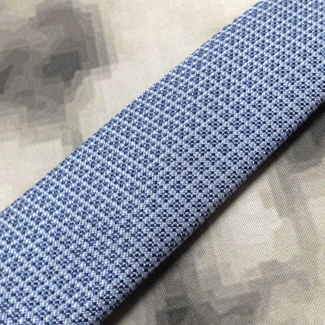 ブリオーニ Brioni 微光沢 ネクタイ イタリア製 シルク100 ブリオーニ Brioni 微光沢 ネクタイ イタリア製 シルク100