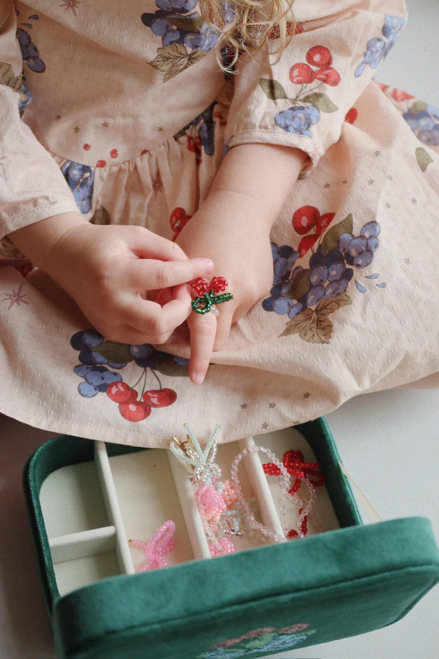 ☆AVI LS BOW DRESS GOTS CREMONA【Konges Sloejd コンゲススロイド
