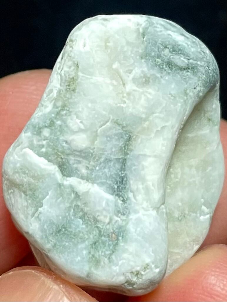 9) 日本人の「心」に寄り添う御守り!深い変容と変革「糸魚川石英」ミニサイズ