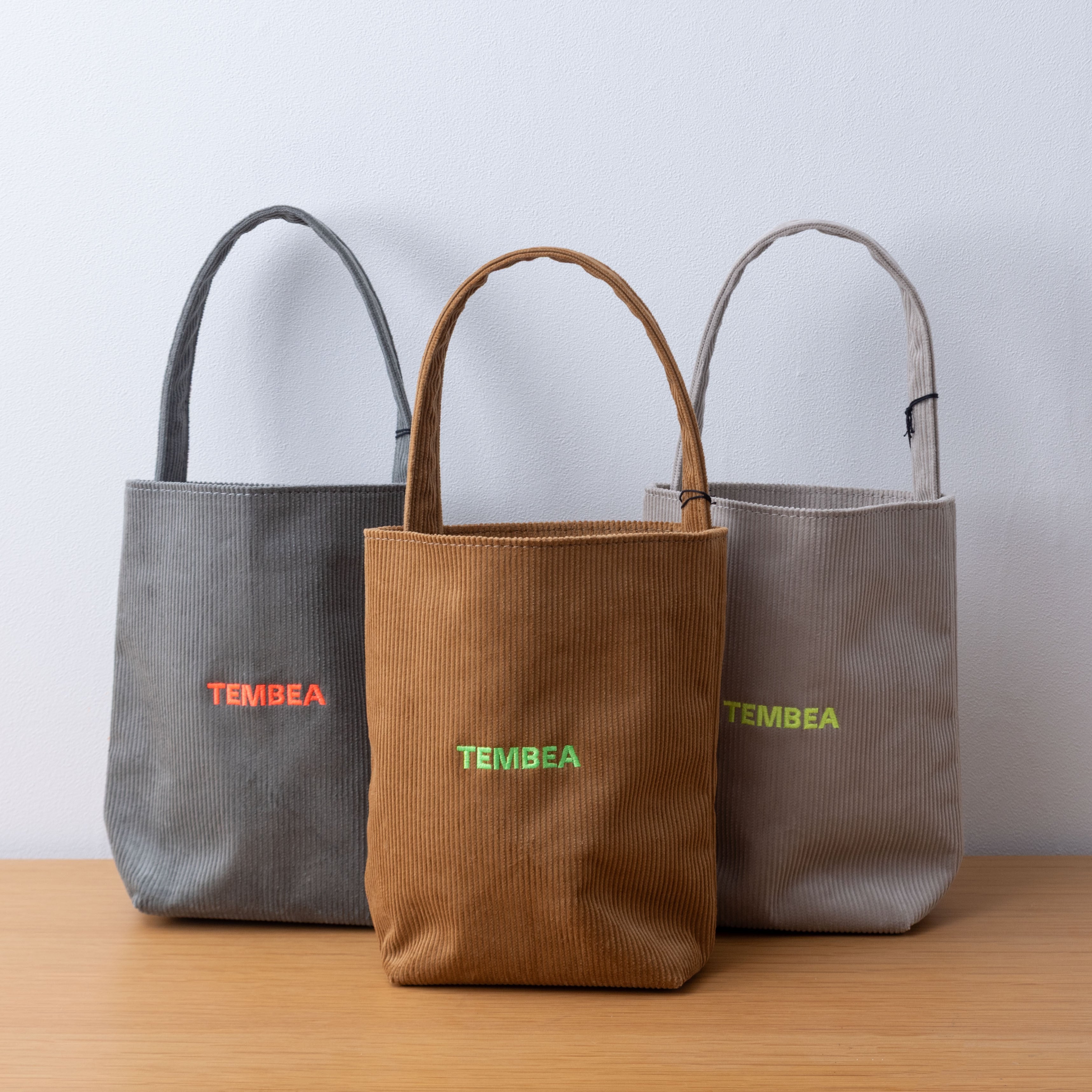 d7b0f6d64d2ab670919ef4ff828c43