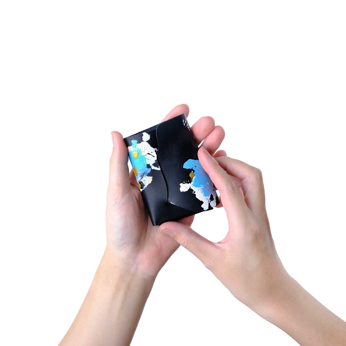 ハンドメイド「草原」 7月10日から木工と布草花 二人展が始まります。 今回は、コラボ