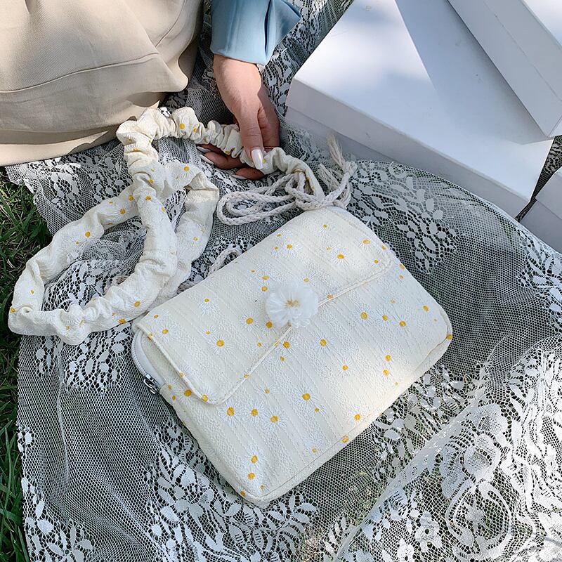 スモールバッグレディースバッグ2020夏の新しいタイドインネット赤いファッションショルダーメッセンジャーバッグワイルドワイルドスモールスクエアバッグ Tiancai_Wing_Bag7130242