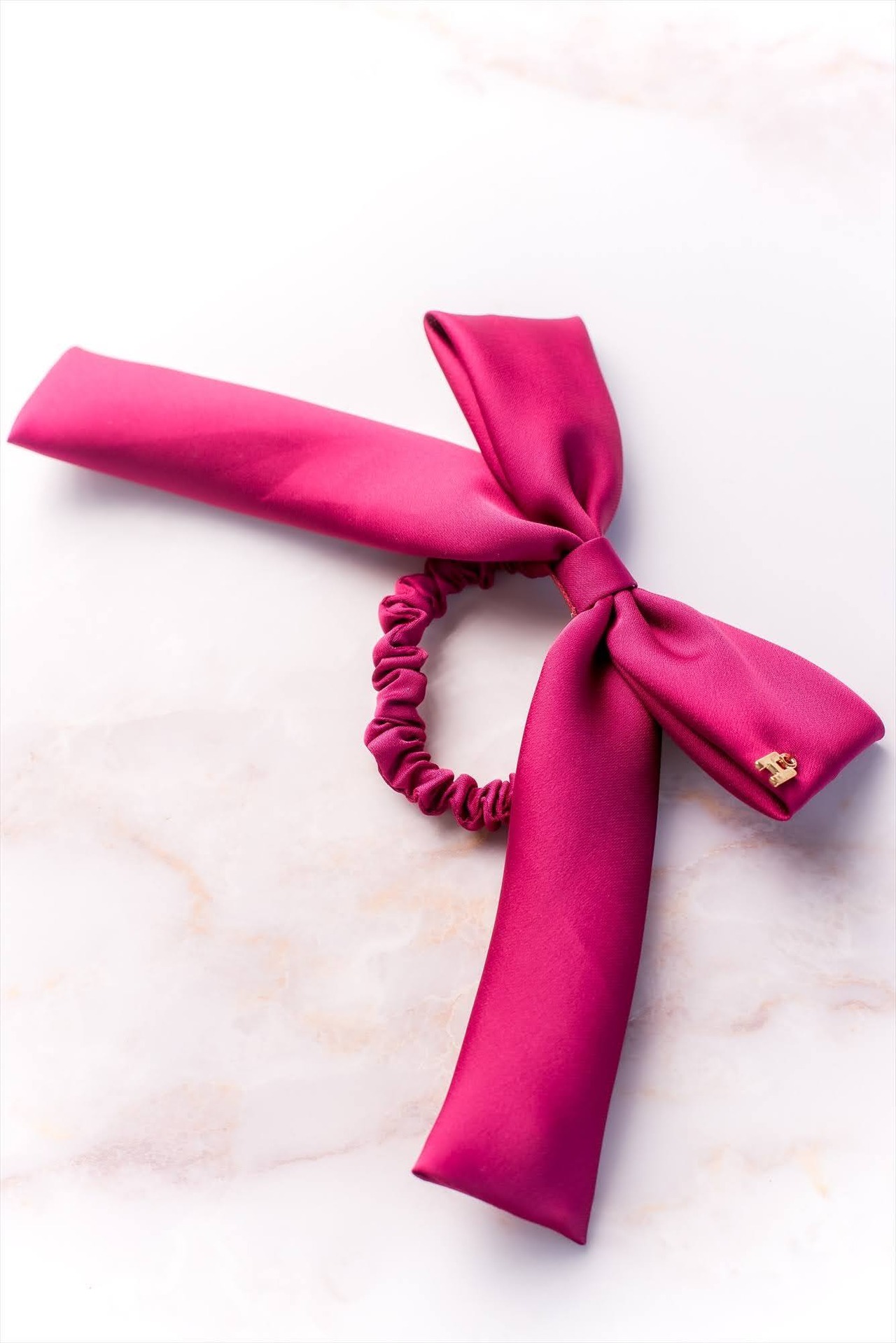 ポワンサテンリボンシュシュ