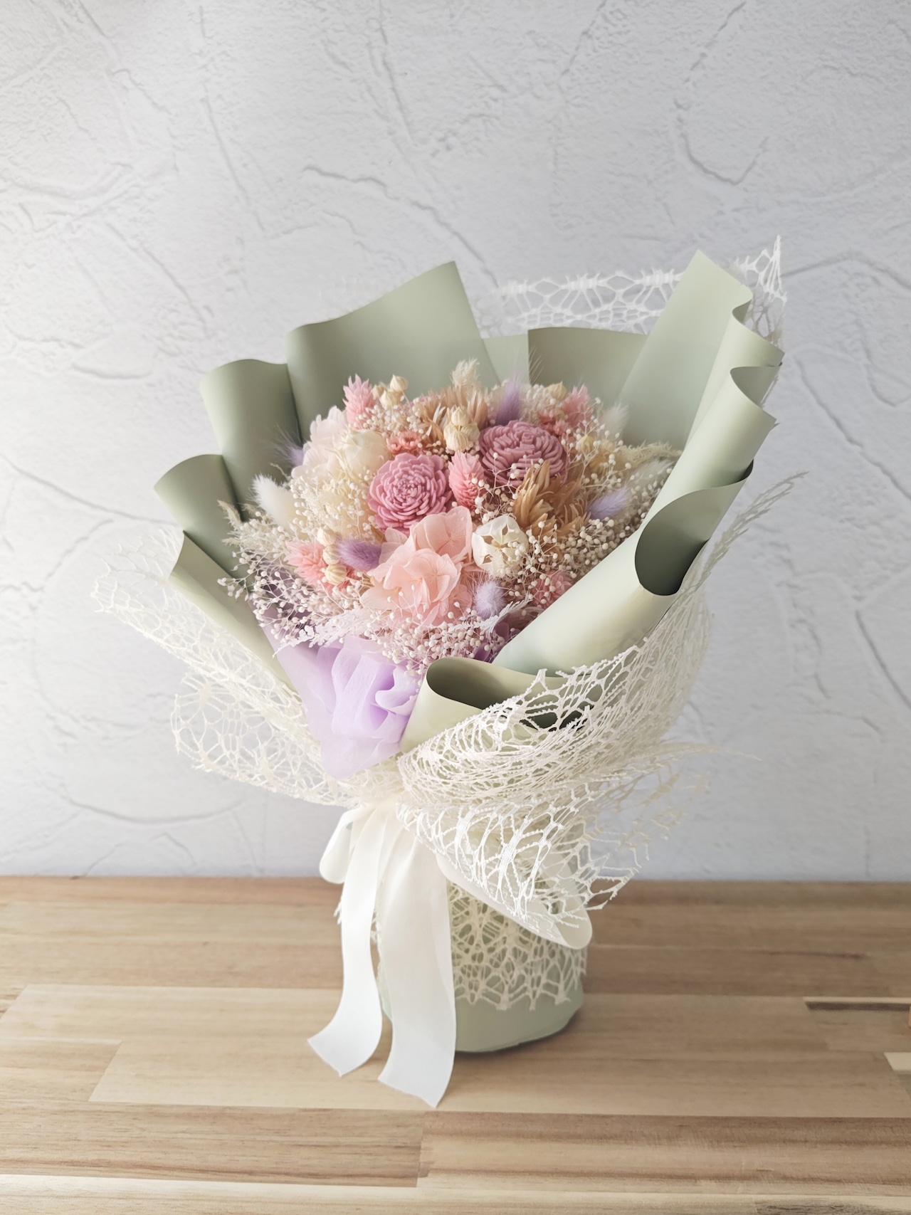 1.置けるドライフラワー花束(花てまり/ピンク色・白色・紫色) □Mサイズ 【数量限定商品】 画像4