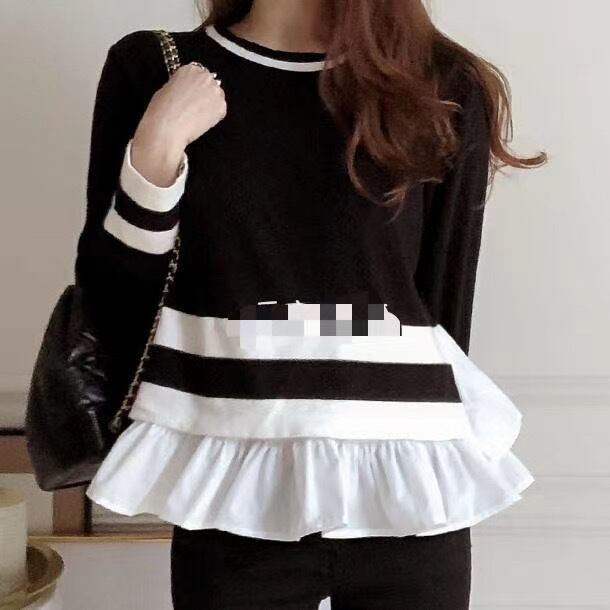 裾フレアトップス