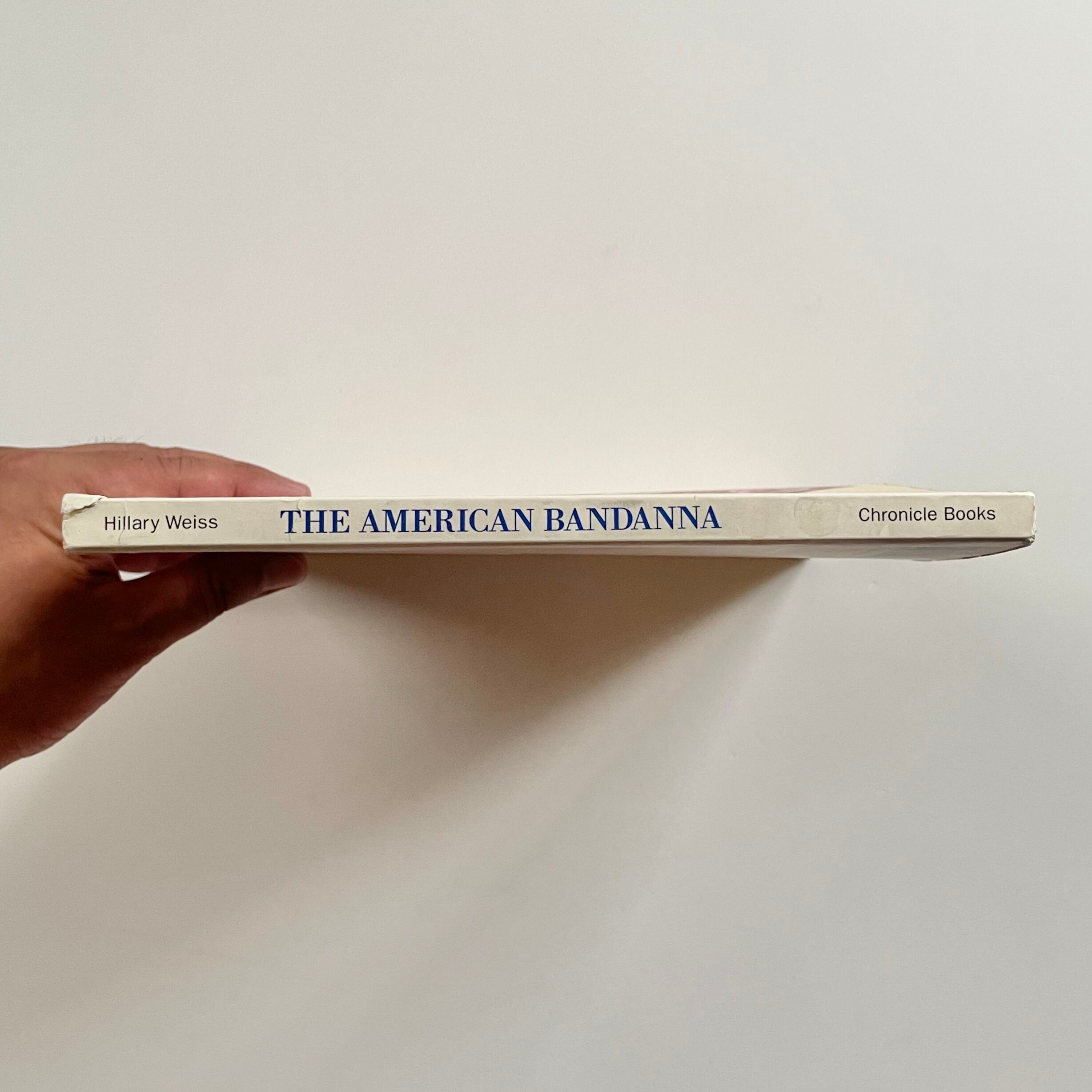 Book】1990s THE AMERICAN BANDANNA 洋書 ビンテージ バンダナ | swallows