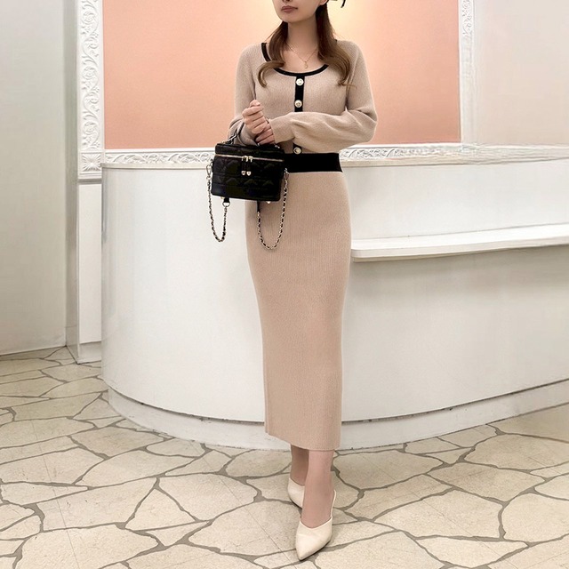 スクエア配色ボタンタイトニットワンピース レディース ニットワンピース タイトニットワンピース 大人かわいい ワンピース ベージュ ボルドー ブラック  20代 30代 40代