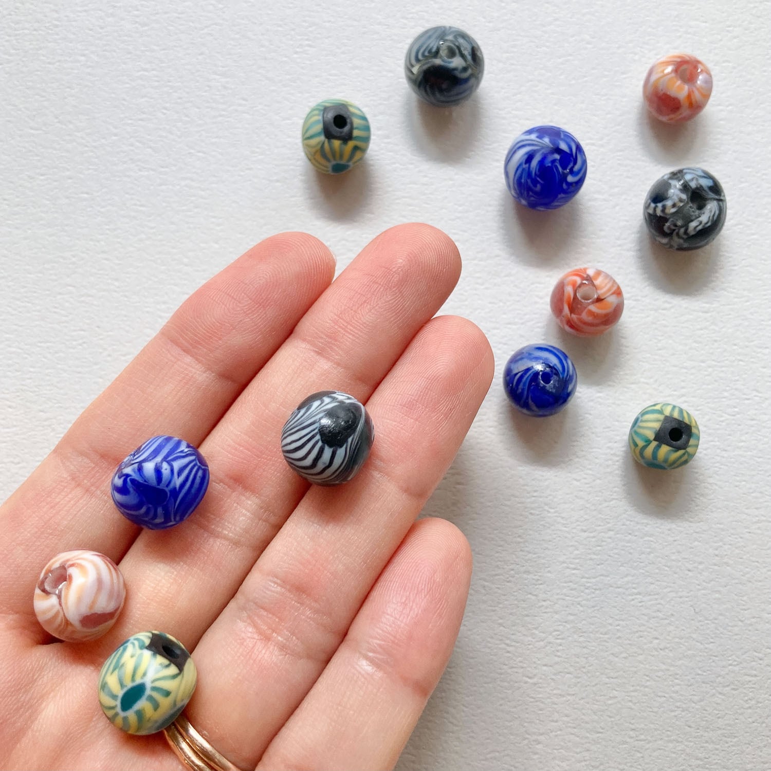 マーブル模様ガラスビーズ | Dua-アクセサリーパーツショップ