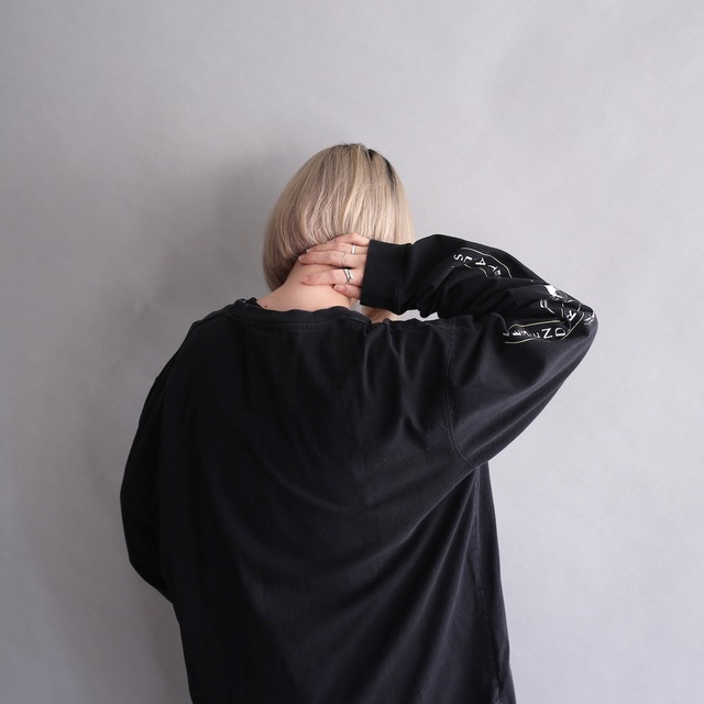 animal front and sleeve printed loose l/s tee