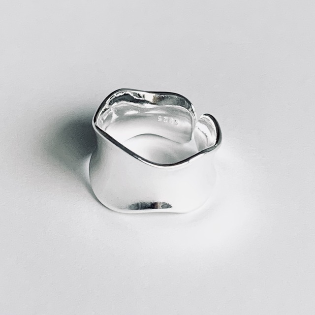 curve wave ring #177