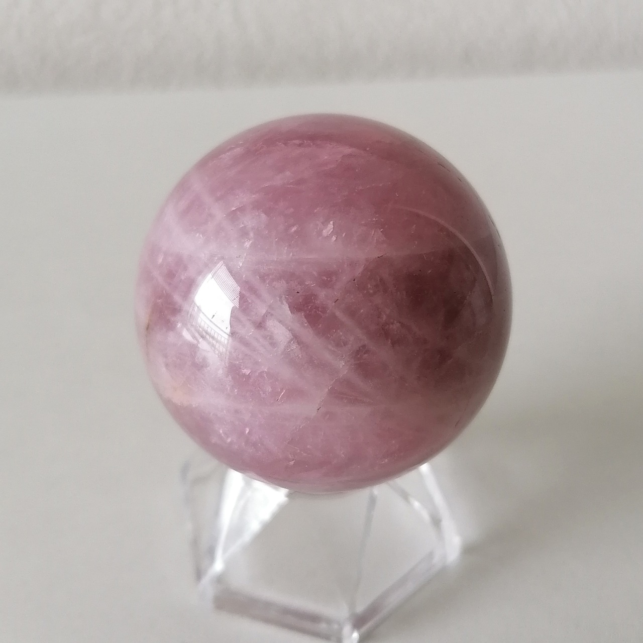 ラベンダーローズクォーツ♡スフィア マダガスカル産 155g B185 