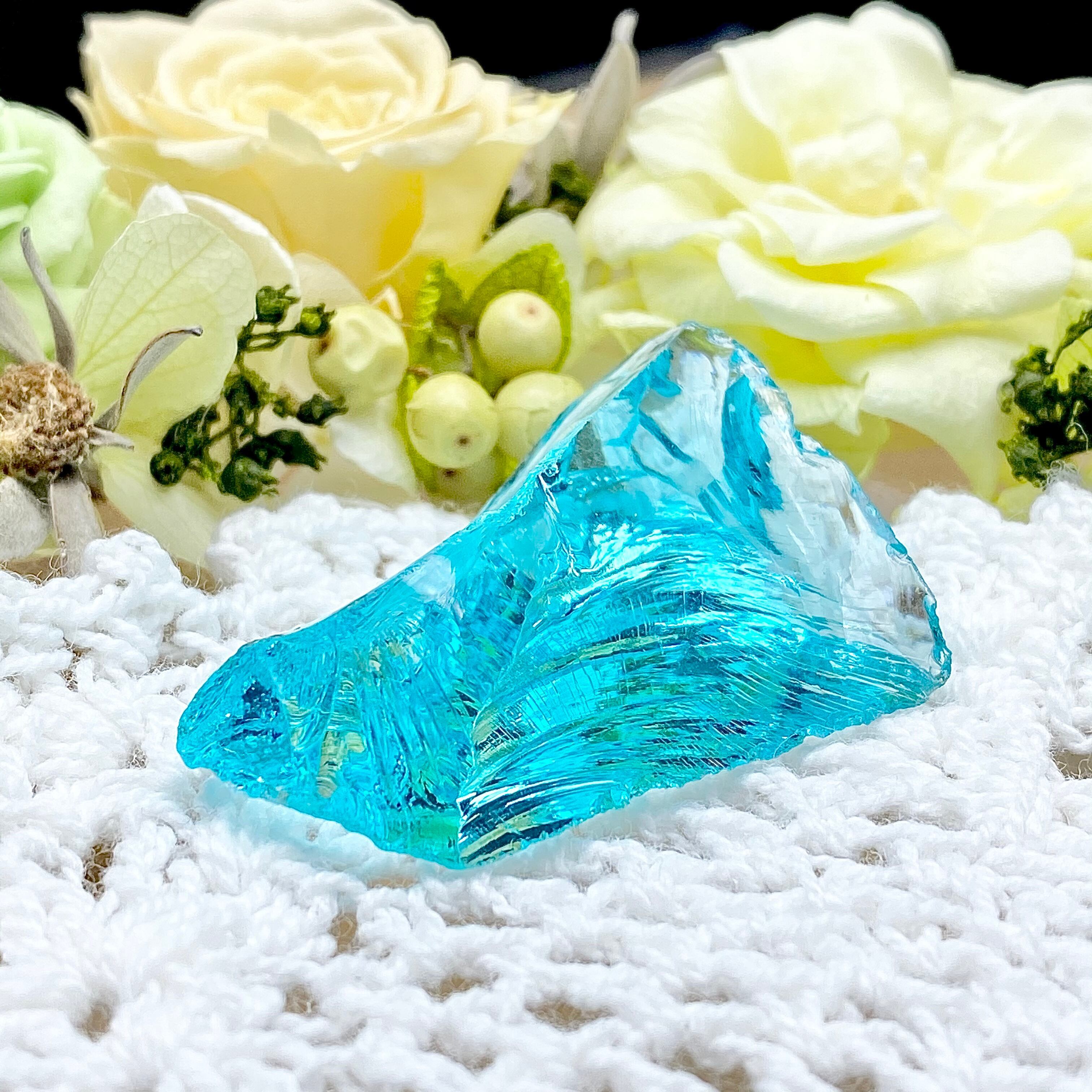 《在庫残少》インドネシア産アンダラクリスタル原石 エキセントリックターコイズブルー A