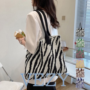 ニットバッグ トートバッグ 大容量かばん 大人可愛い 肩掛けバッグ a4サイズニット編みバッグ バイカラー カジュアル アニマル柄鞄 韓国ファッション バッグ BAG ベジー VEZY ItemNo.【19561444 】