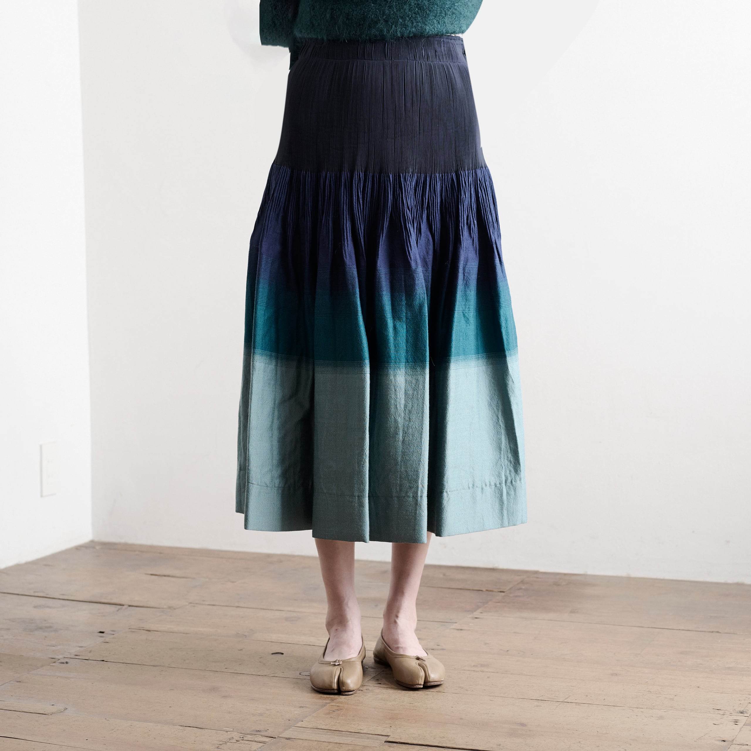 divka ディウカ グラデーションフレアースカート Gradient Jacquard Flared Skirt DK28-04-S02 c/#2 navy x mint / size2