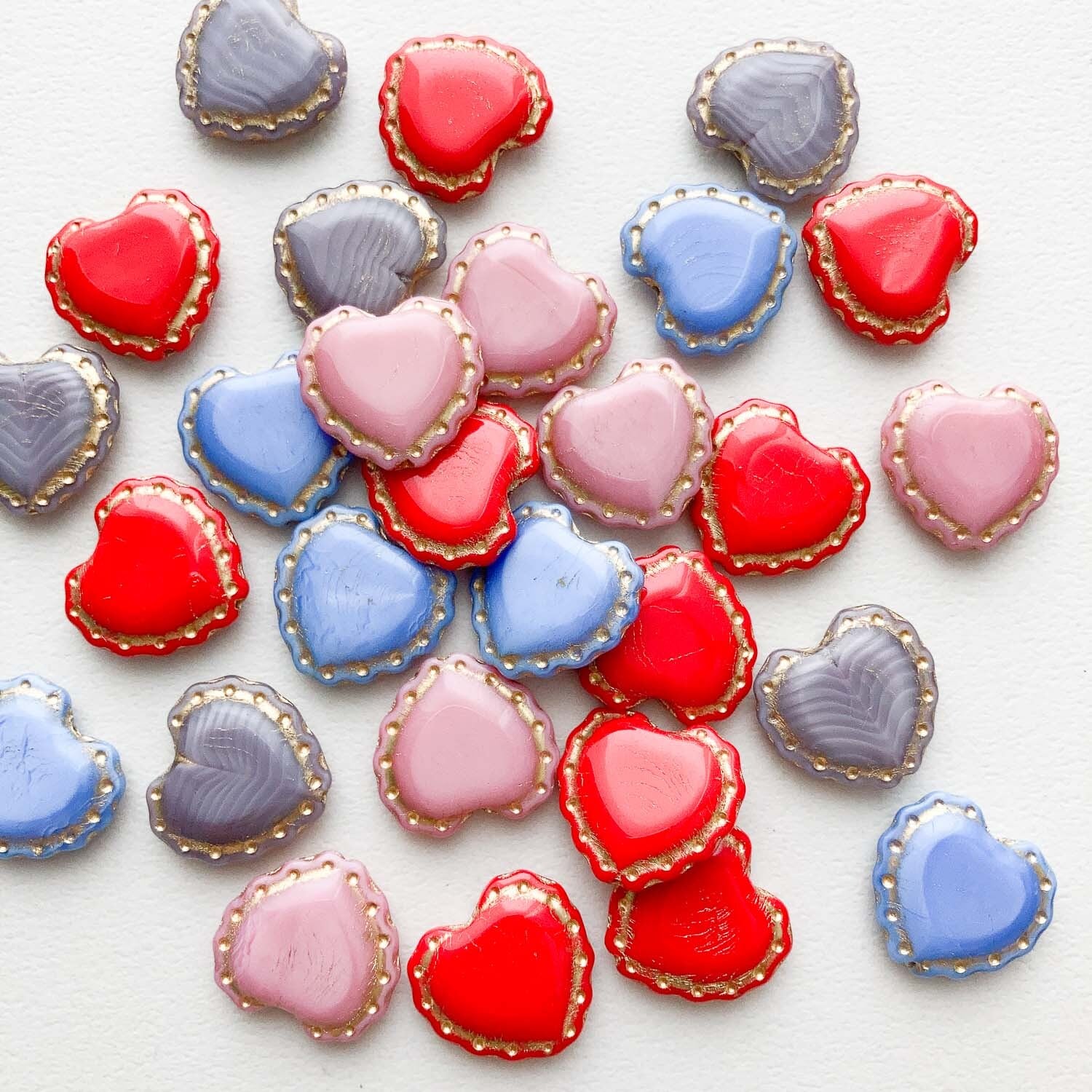 再入荷〉ドット縁ぷっくりハートチェコビーズ | Dua-アクセサリー