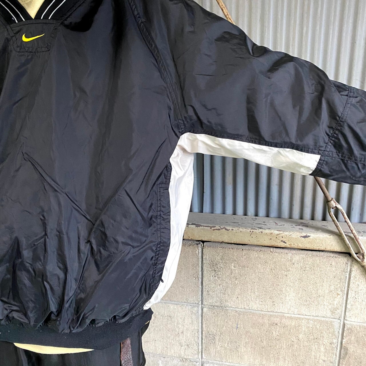 【センター刺繍、MLB】NIKEメジャーナイロンジャケット古着ストリート90s. 古着 90s NIKE センター スウォッシュ 刺しゅう プルオーバー