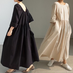 ワンピース ロング ロング丈 マキシ マキシ丈 袖あり 長袖 ドロップショルダー ラウンドネック フレア Aライン かわいい 大人可愛い シンプル カジュアル 大人 おしゃれ お洒落 かっこいい レトロ 大人女子 こなれ感 ラフ マニッシュ 個性的 クール 主役級 存在感 抜け感 フェミニン 大人カジュアル オフィスカジュアル オフィカジ 無地 春 夏 秋 10代 20代 30代 40代 レディース 女性用 ママ 学生 通学 デート お出かけ 女子会 休日 旅行 着回し 普段使い 重ね着 韓国 韓国系