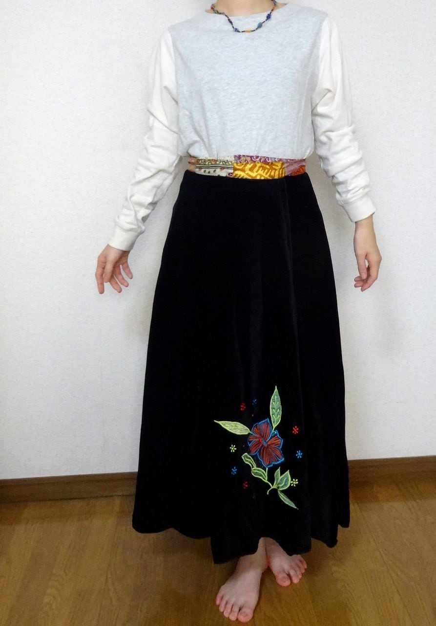 EMS-004BL ベルベット刺繍×シルク巻きスカート 黒 didi