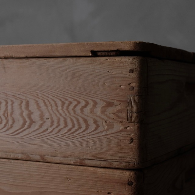 Wooden box
