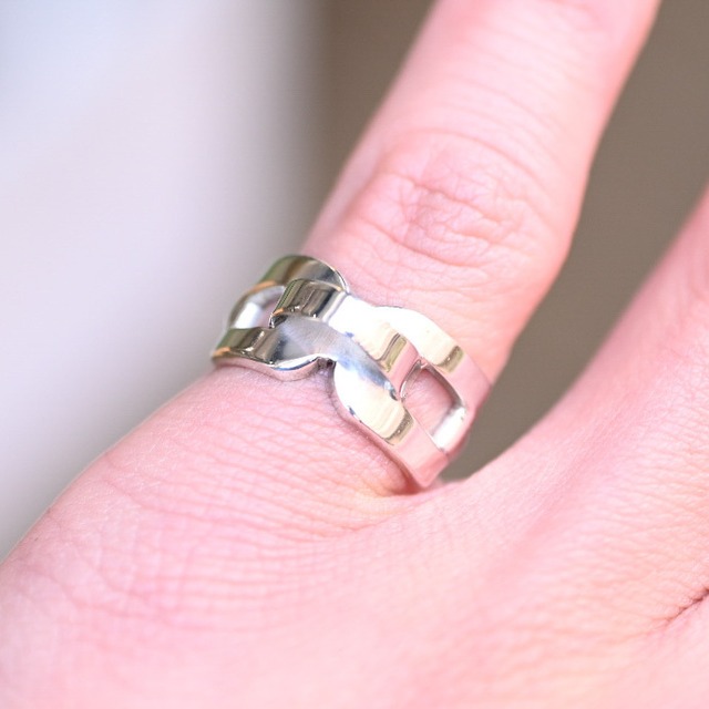 Modern Design Toggle Ring #10.0 / Mexico