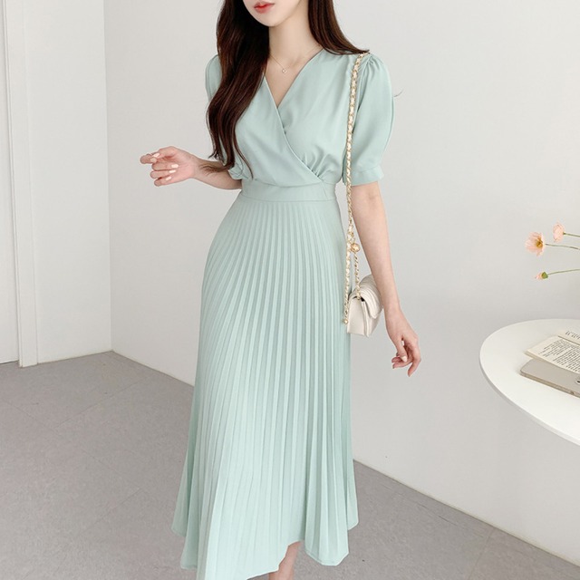 Vネック プリーツ スリム ワンピース-グリーン