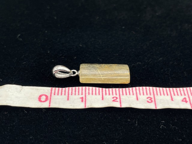 シルバー925ペンダントトップ（ルチルクォーツ）