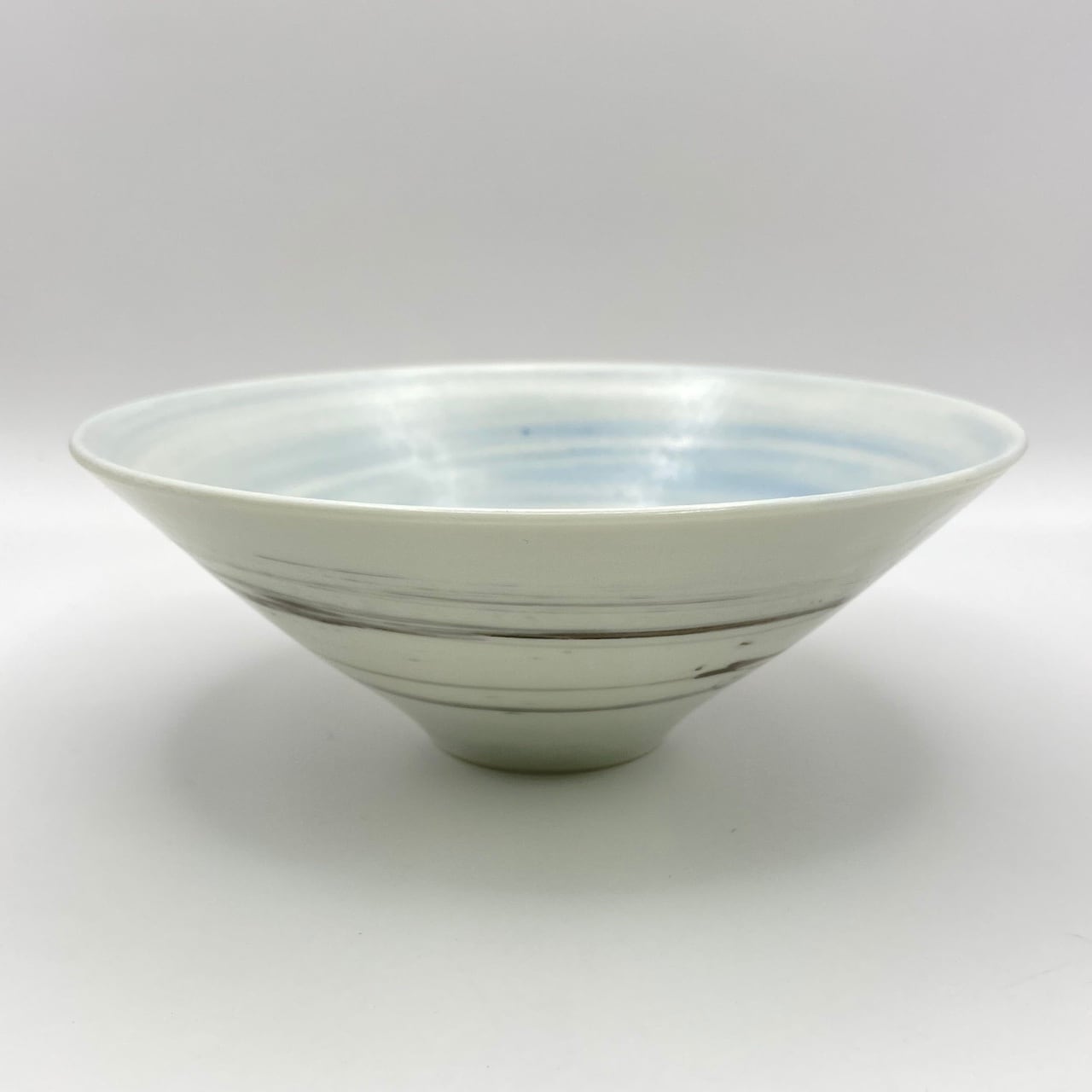 美濃焼 いちい窯 横井清秀 作 粉引 寿老人 茶碗 共箱 共布 栞 抹茶碗 新品 美濃焼 いちい窯 横井清秀 作 粉引 寿老人 茶碗 共箱 共布 栞 抹茶