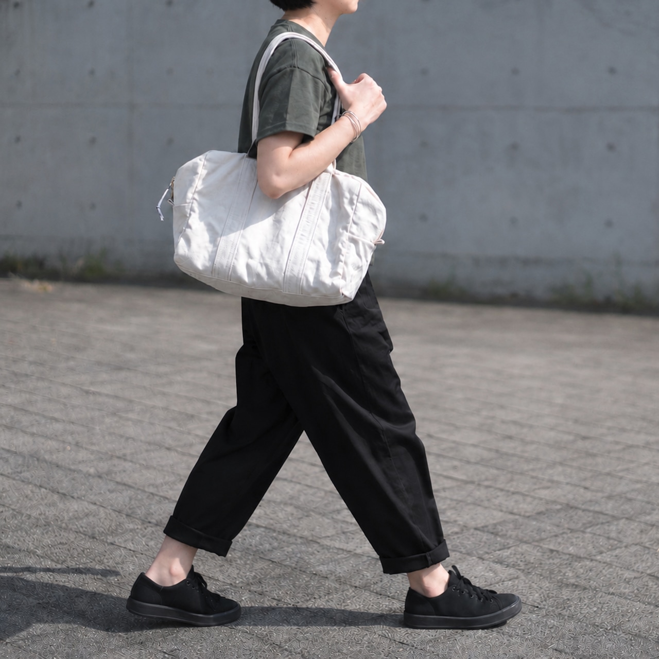 帆布のボストンバッグM 生成り