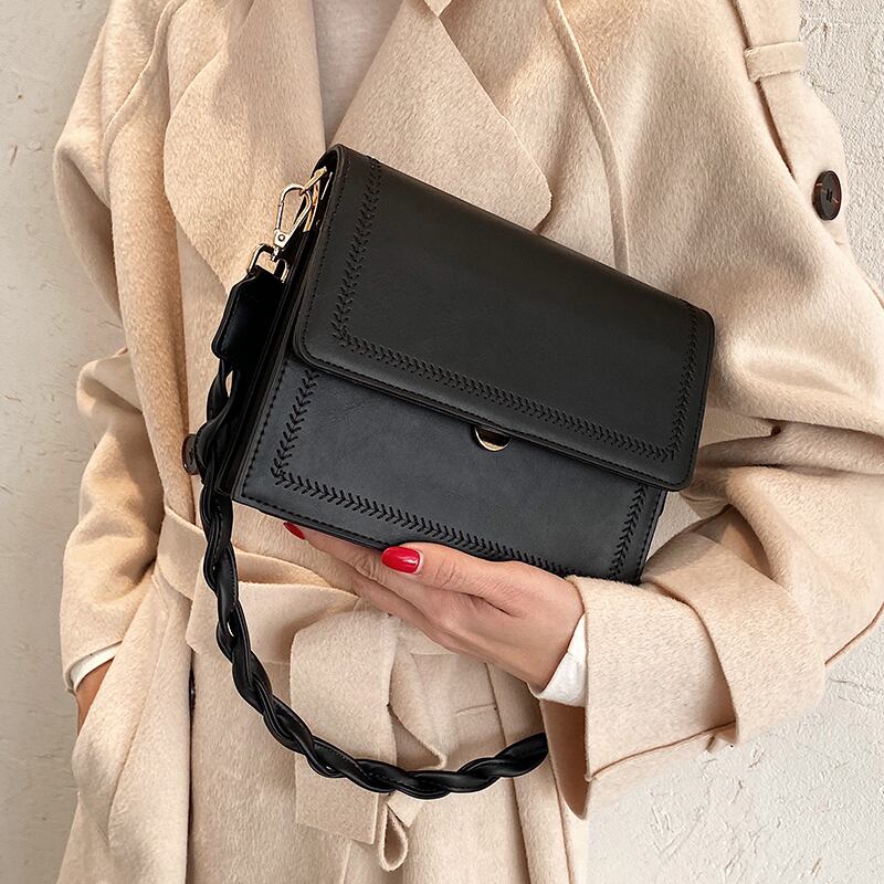 レッド スクウェア メッセンジャーバッグ 手作りハンドバック75189557152