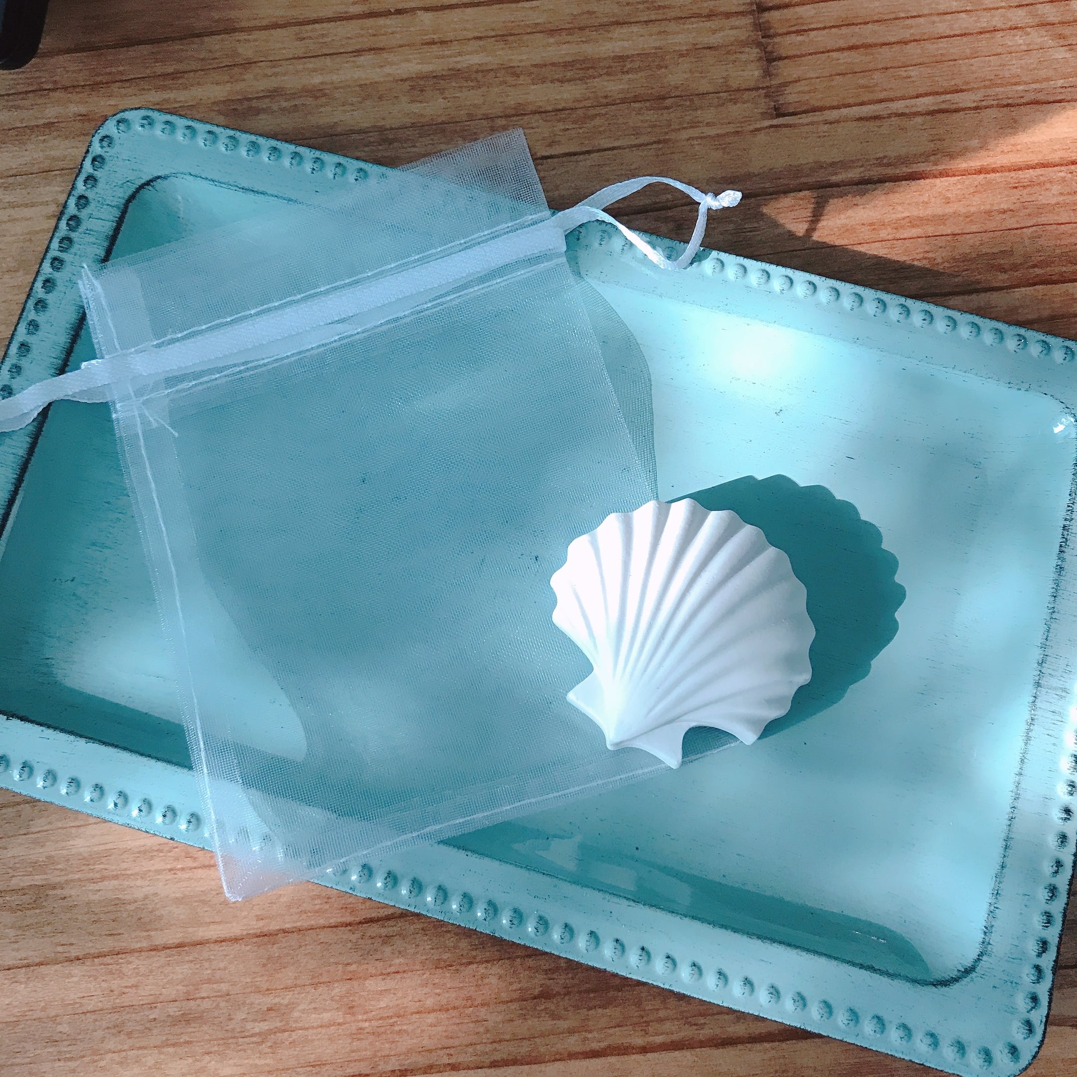 車用アロマストーン シェル | MAUWALEA